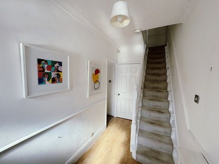 Upminster Road South , Rainham , RM13 9AX, Property for rent - Photo 5