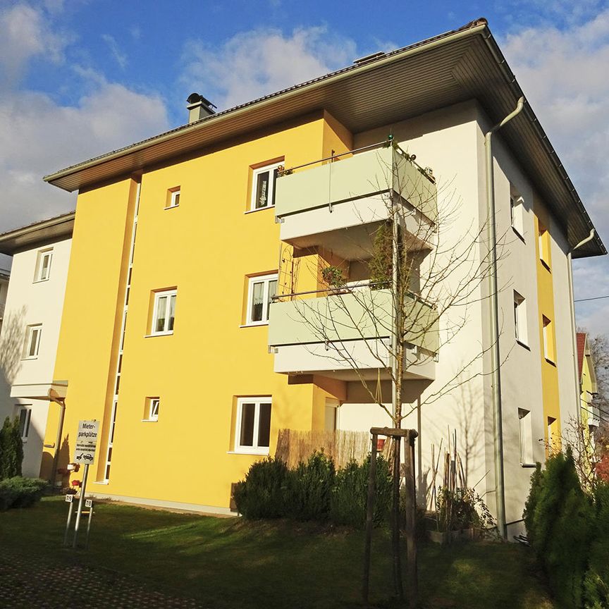 Nette Single- Wohnung mit Loggia - Foto 1