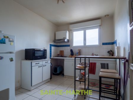 A LOUER - APPARTEMENT T2 - NIORT - Photo 2