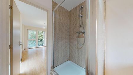 3 bedroom maisonette to rent - Photo 4