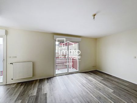 Location Appartement 3 pièces 67m² - Photo 4