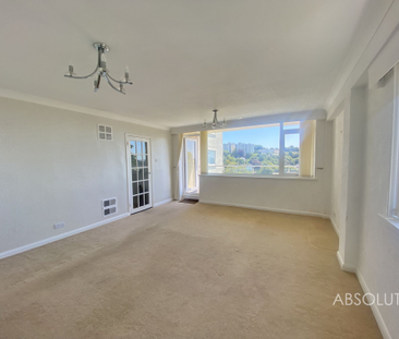 2 bed apartment to rent in Lower Warberry Road, Torquay, TQ1 - Photo 1
