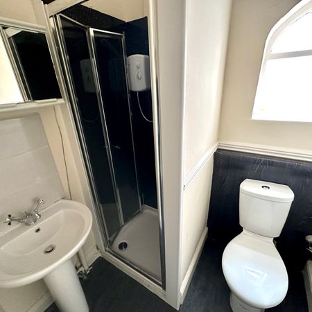 StationRoad, LangleyMill - Photo 4