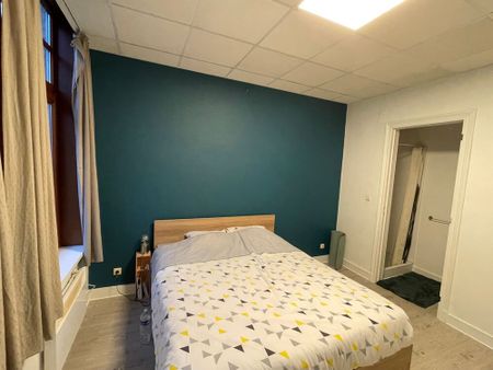 Appartement met 1 slaapkamer te huur in hartje Ieper - Photo 2