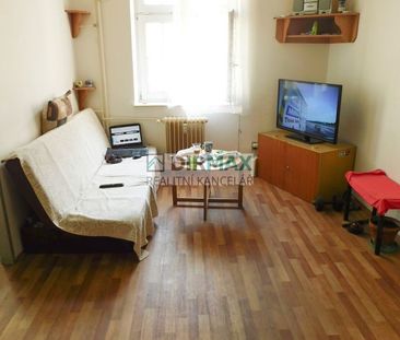 Pronájem bytu 1+1 40 m2 - Photo 1