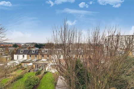 2 bedroom flat in 148 Wellesley Road - Photo 2