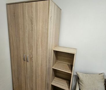 Pokój, Powstań Narodowych - Zdjęcie 5