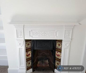 3 bedroom flat to rent - Photo 5