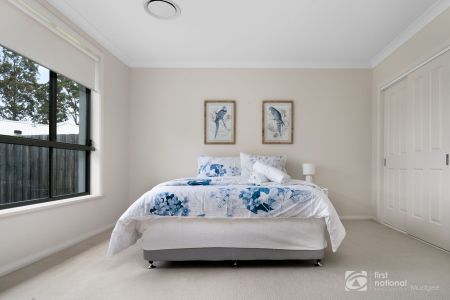 COMFORTABLE AND CLOSE TO CBD - Photo 5