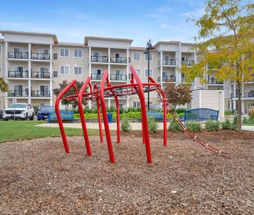 For Lease - 50 Lakebreeze Drive Unit# 318, Clarington, Ontario - Photo 5