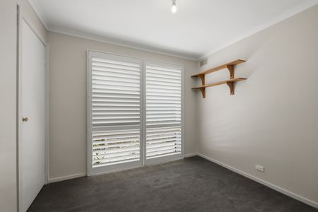 Comfort, Space & Location in a Quiet Kurunjang Court - Photo 3