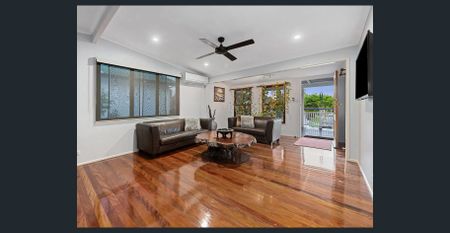 Beautiful Family Home in a Quiet, Leafy Pocket - Photo 4