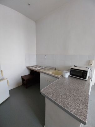 Appartement 2 pièces 33m2 MARSEILLE 5EME 480 euros - Photo 1