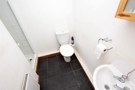 7 bedroom house to rent - Photo 2