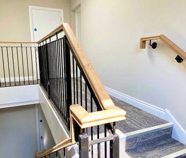 Apt 3 22 Highgrove Meadows Ballygomartin Road, Belfast, BT13 3FX - Photo 3