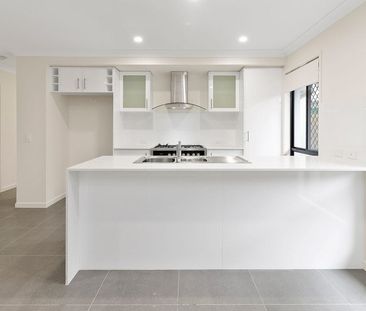 6 Reed Street, Logan Reserve QLD 4133 - House For Rent | Domain - Photo 6