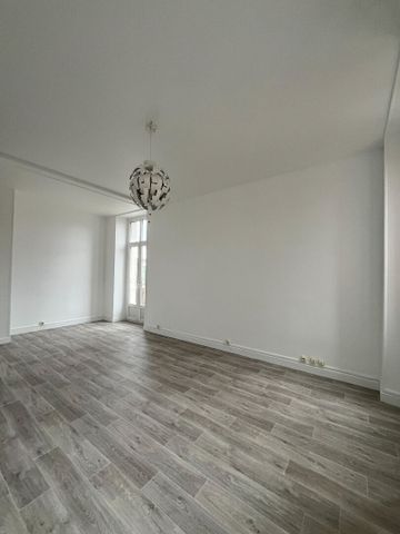 Appartement T4 avec un balcon - Photo 4