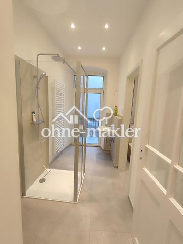 *** Neu sanierte 2-Zimmer-Altbauwohung mit Balkon *** - Photo 4