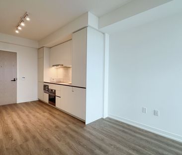 For Lease - 8 Interchange Way Unit# 3505, Vaughan, Ontario - Photo 2