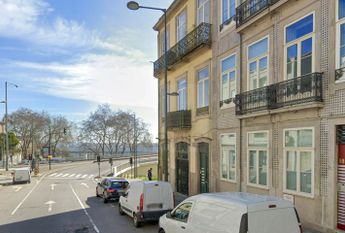 Apartamento T1 Alexandre Herculano com Varanda