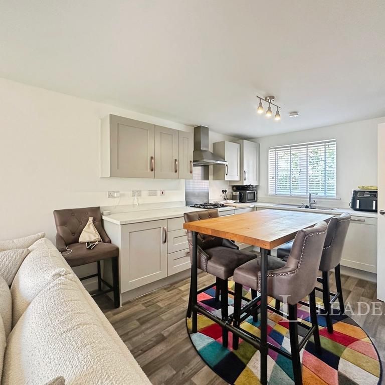3 bedroom detached house to rent - Photo 1