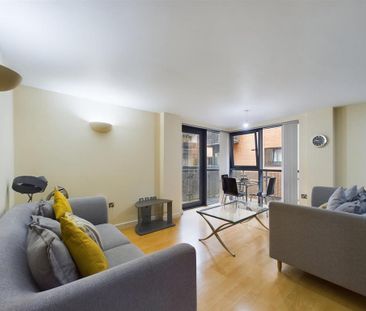 2 bedroom apartment to rent - Photo 1