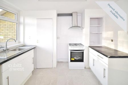 3 bedroom flat to rent - Photo 4