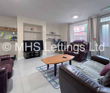 7 Bedroom Mid Terraced House for rent in Hyde Park Terrace - Photo 3