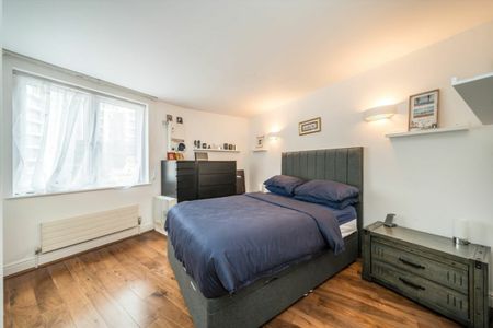 Westferry Road, E14, London - Photo 5