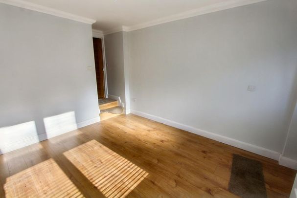 2 bedroom house to rent - Photo 1