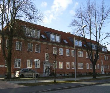 1 Raum WHG zentrale Lage direkt am Stadtpark - Foto 1