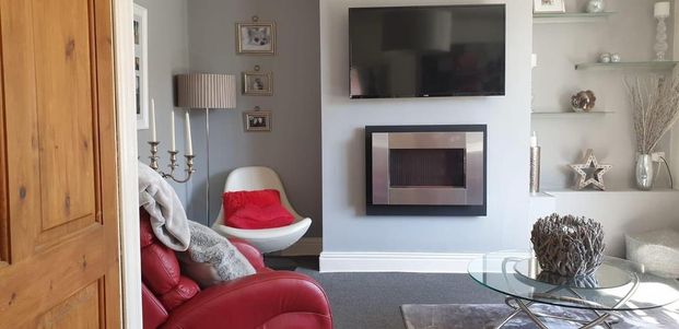 2 bedroom flat to rent - Photo 1