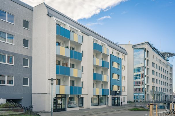 Bezugsfertige 3-Raum-Wohnung am City Bogen - Foto 1