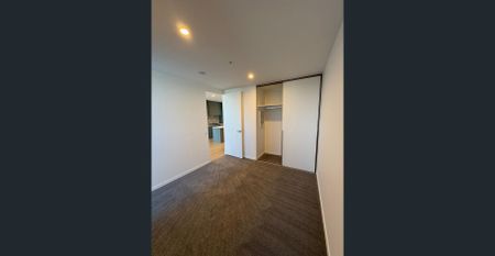 Luxurious 2 beds 2 baths apartment above the GLEN shopping mall - Photo 4