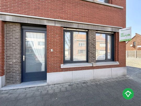 Gelijkvloers appartement met 2 slaapkamers en garage te Ichtegem - Foto 1