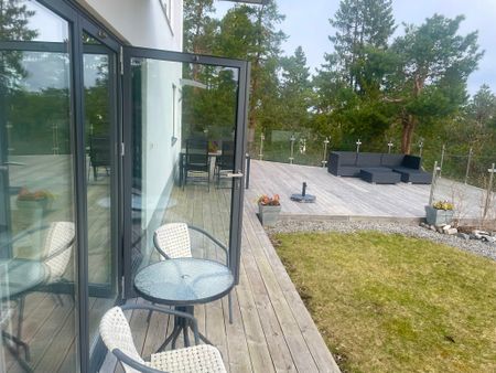 Klippvägen, Tyresö Strand - Photo 2