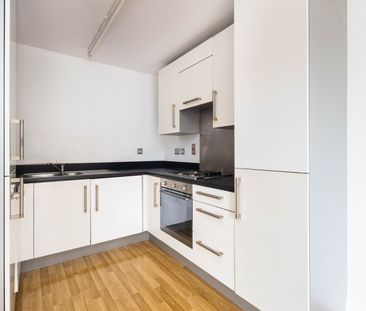 Thomas Frye Court, E15 - Photo 6