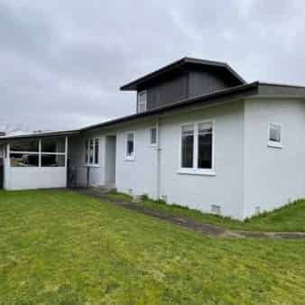 4 Bedroom in Hokowhitu - Photo 1