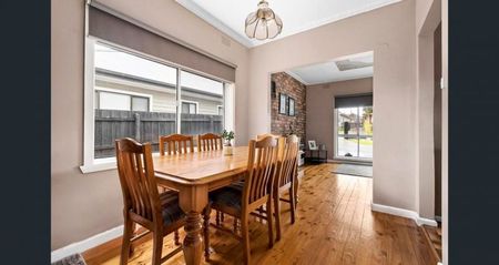 Spacious 3-Bedroom Home for Rent – 6-Month Lease - Photo 2