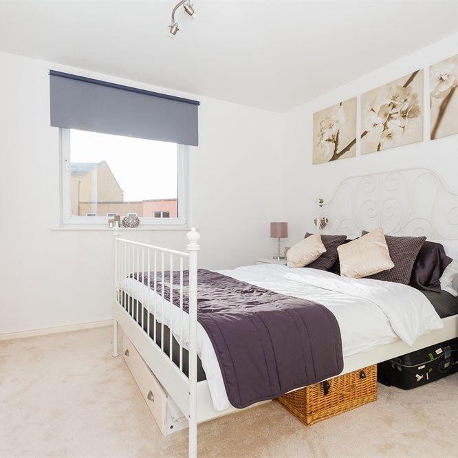 1 bed flat to rent in Wooldridge Close, Feltham, TW14 - Photo 1