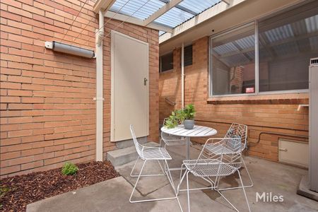 1/19 Livingstone Street, Ivanhoe - Photo 2