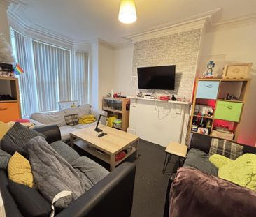 4 bedroom house to rent - Photo 2