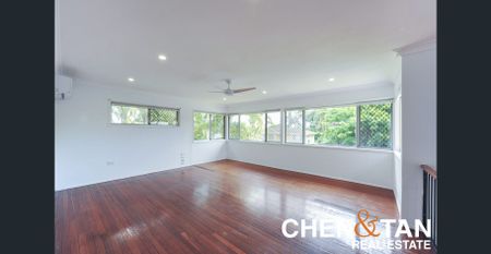 Spacious Family Home with Pool, Multiple Living Areas & Exceptional Parking - Photo 3