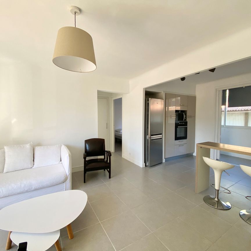 Location Appartement 3 pièces 56m² CASSIS 13260 - Photo 1