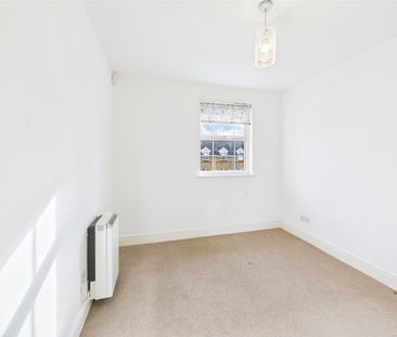 Draper Close, Isleworth, Middlesex, TW7 - Photo 6