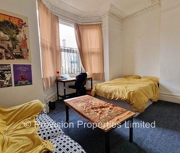 1 Bedroom Flat Leeds Hyde Park - Photo 1