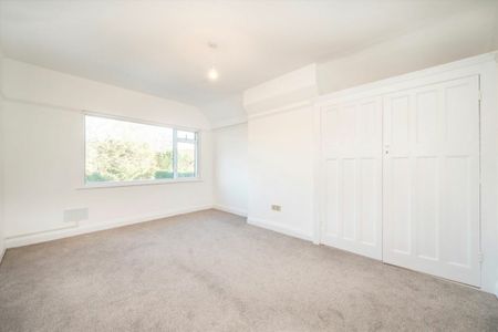 Burlington Road, TW7, London - Photo 5