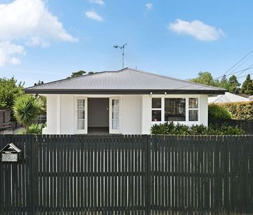Welcome to your new home on River Road, a charming two-bedroom apar... - Photo 6