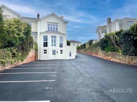 1 bedroom ground floor flat to rent - Photo 2