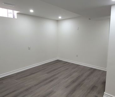 For Lease - 1132 Thimbleberry Circle Unit# Basement, Oshawa, Ontario - Photo 3